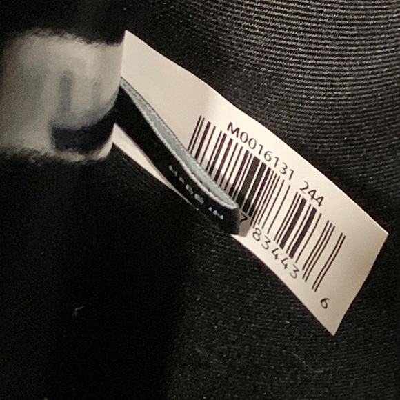 Marc Jacobs Large Grind Colorblock Large Tri-Compartment Key & Lock Tote Bag - Picture 13 of 15